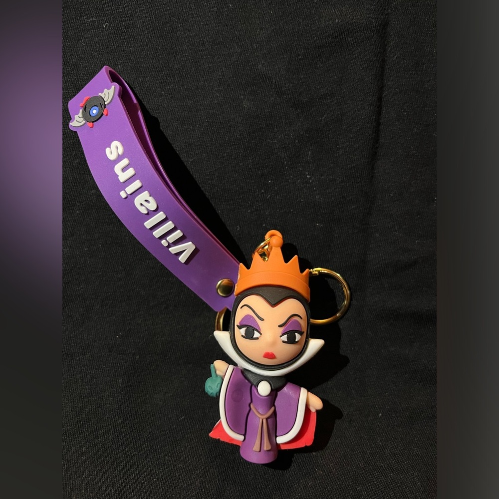 Evil queen keychain